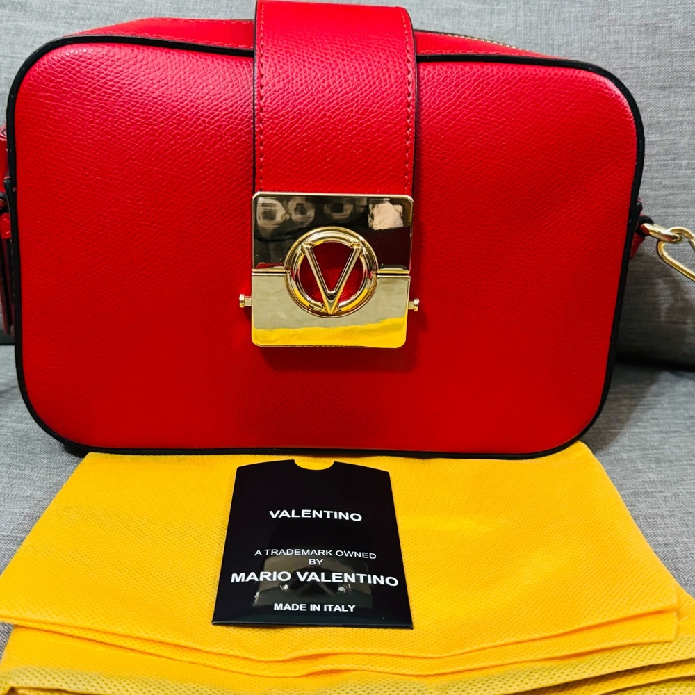 ✅SOLD✅ NWT Valentino by Mario Valentino Babette Bonbonneire Crossbody Bag